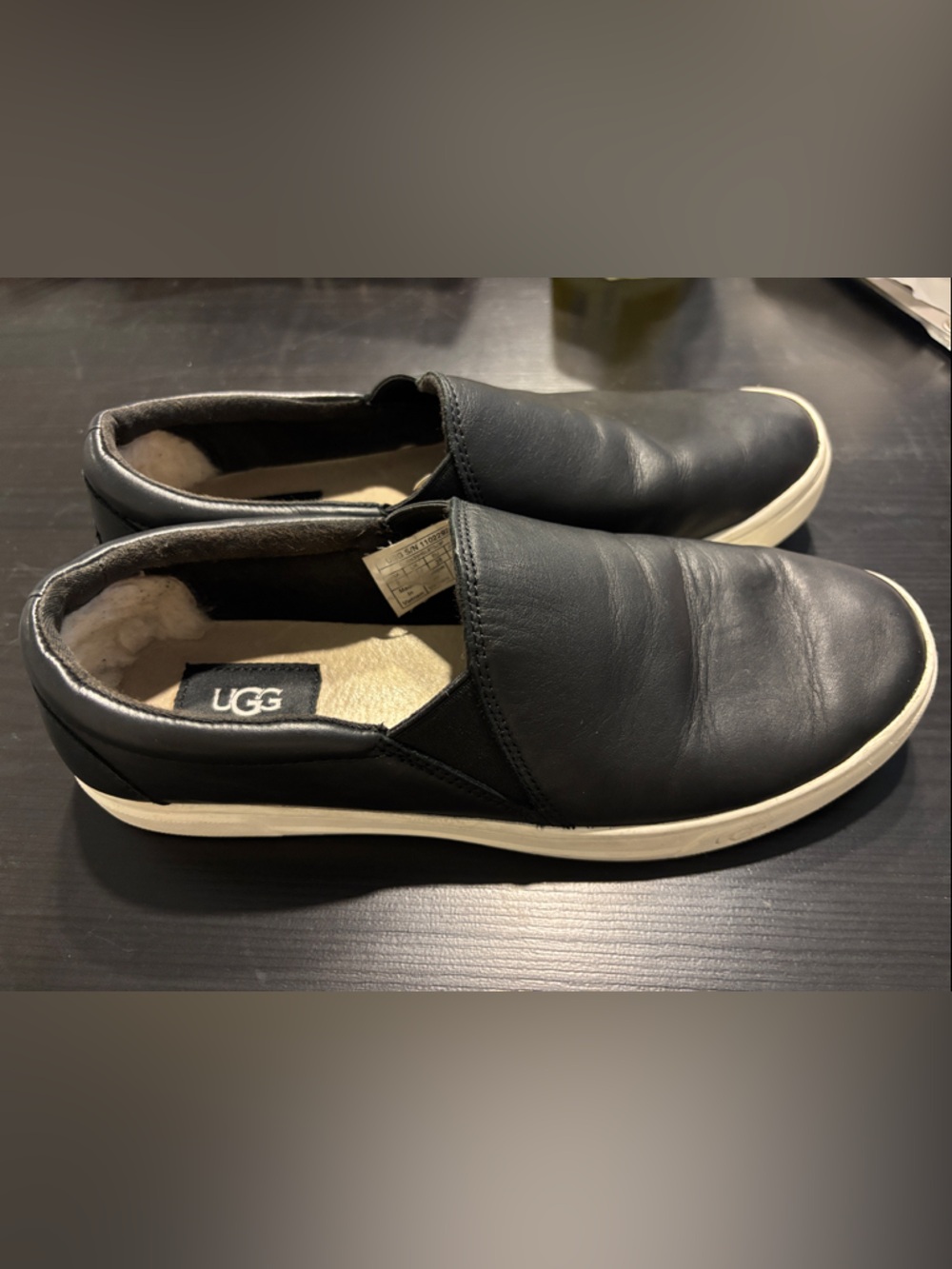 UGG Women’s Slip-On Leather Sneakers - Black - Size 8 - Picture 4 of 7